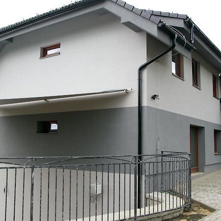 特若酒店 Trnkov 外观 照片